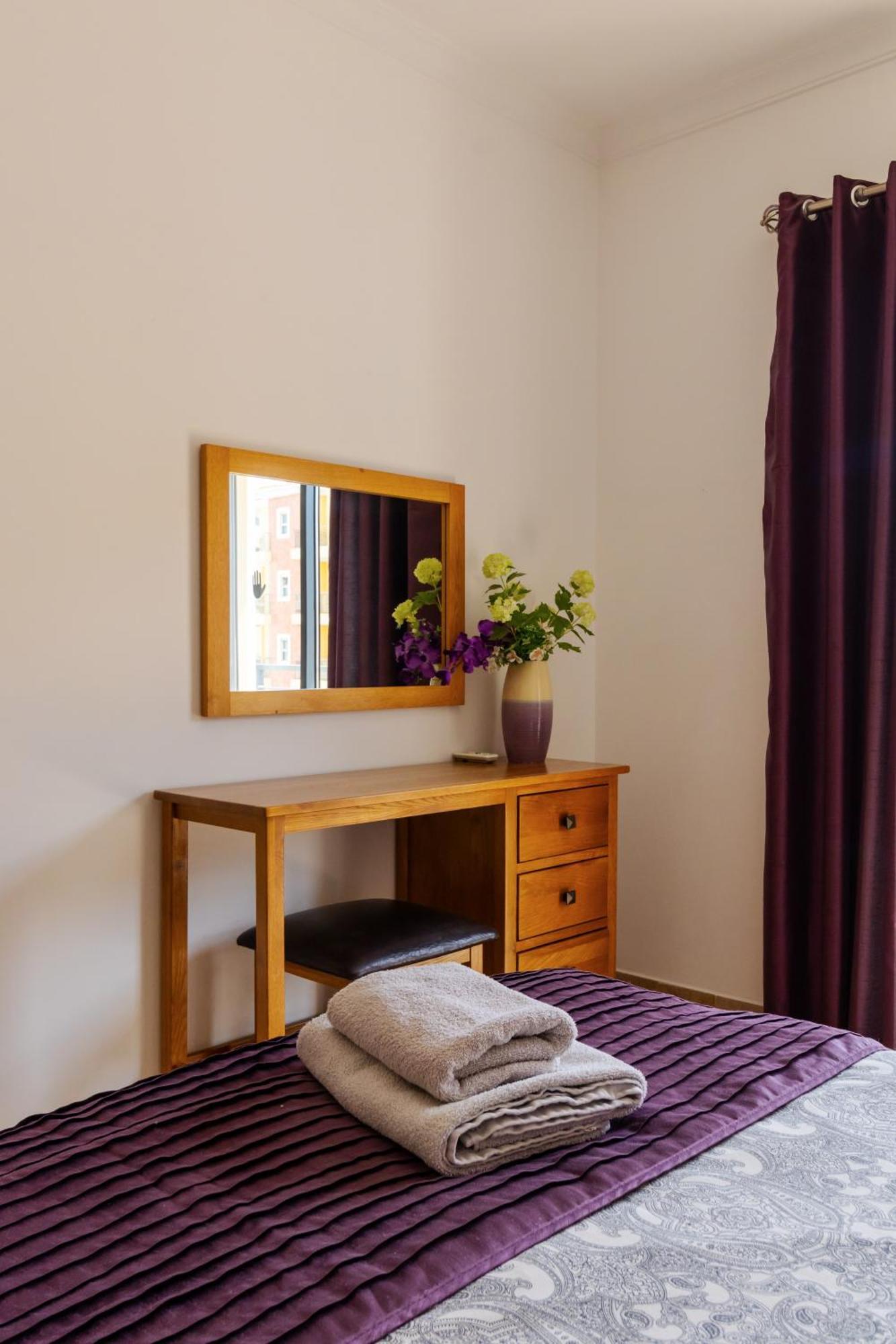 James'S Quinta Das Palmeiras, Spacious 2 Bedroom Apartment In Luxury Complex, Walking Distance To Town And Beach 拉哥斯 外观 照片