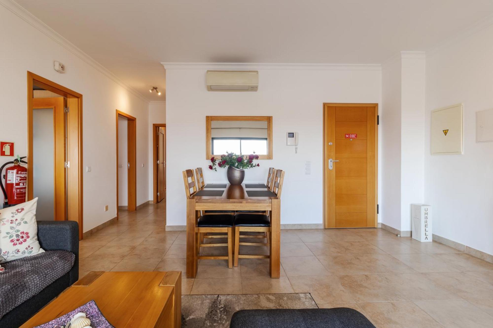 James'S Quinta Das Palmeiras, Spacious 2 Bedroom Apartment In Luxury Complex, Walking Distance To Town And Beach 拉哥斯 外观 照片